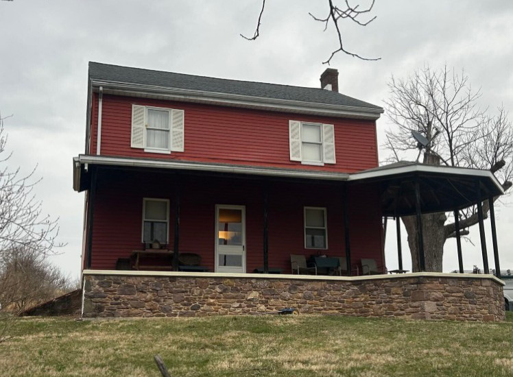 Roof replacement in Pine Grove PA using GAF Timberline Ultra HDZ shingles in Shakewood)